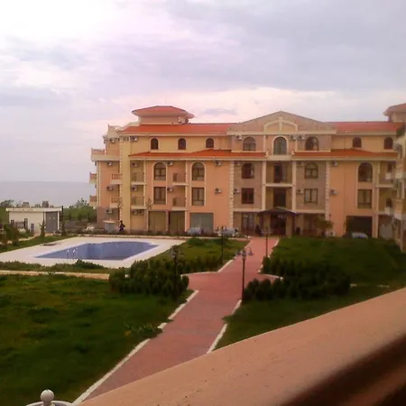 Appartement Private In Royal Bay Sveti Vlas