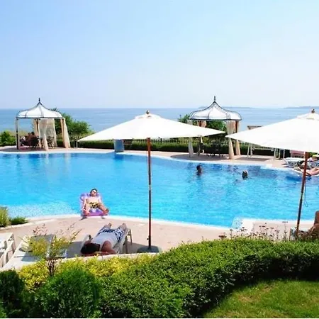 Private In Royal Bay