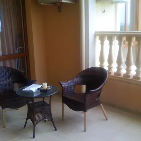 Private In Royal Bay Daire *