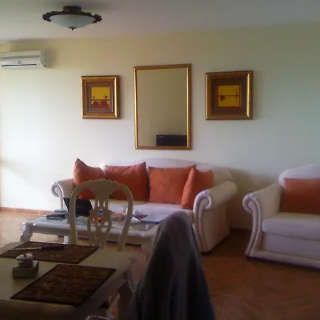 Private In Royal Bay Daire